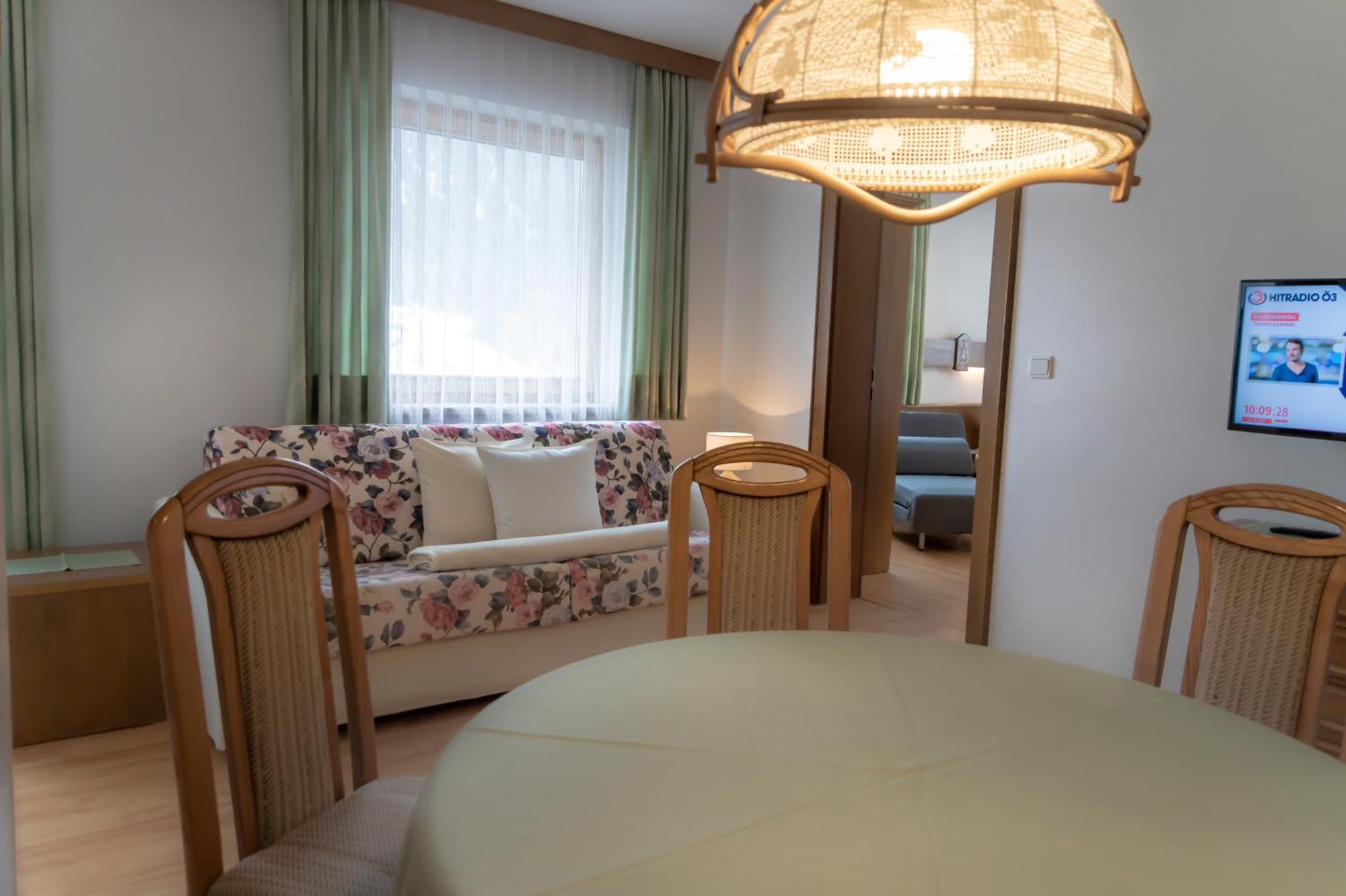 Das Alpenblick & Outdoor Lodge Nauders Dış mekan fotoğraf